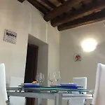 Via G Mameli 94 Διαμέρισμα Σπολέτο