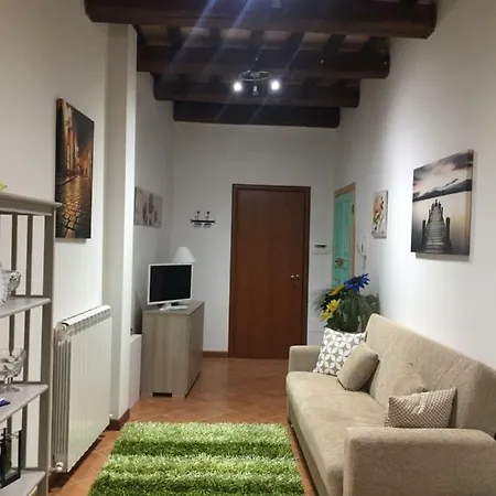 Via G Mameli 94 Appartement *