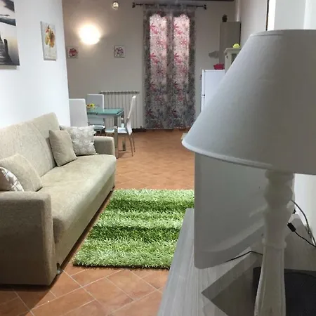 Via G Mameli 94 Apartman