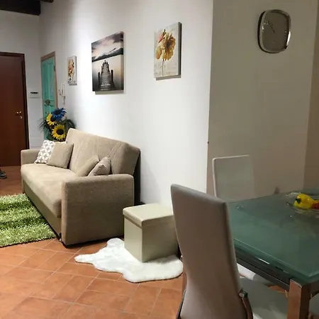 Via G Mameli 94 Apartman *
