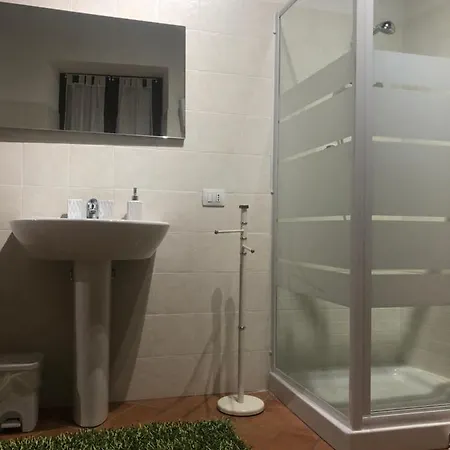 Via G Mameli 94 Apartman