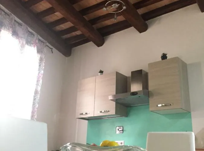 Via G Mameli 94 Apartment