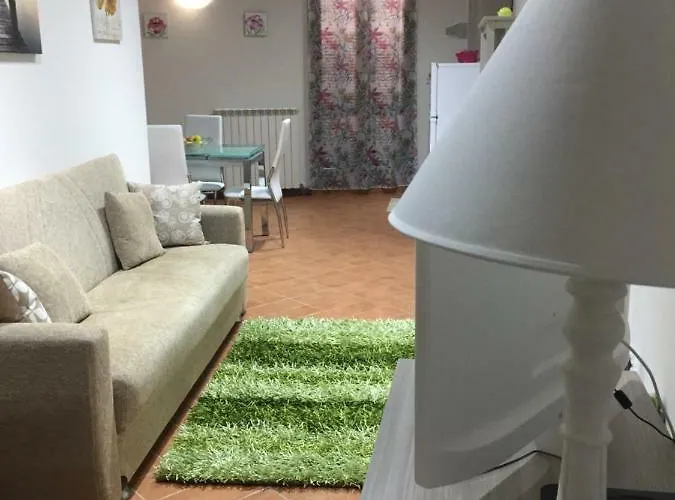 Via G Mameli 94 Apartment